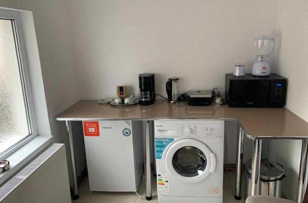 Garsoniera Madalina Apartment Сибиу Екстериор снимка